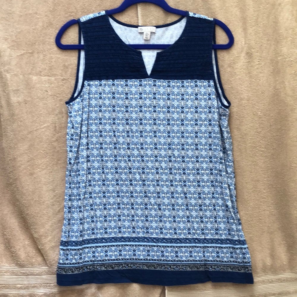 ⭐️Five $5 items for $15⭐️ Lila Rose women’s sleeveless top